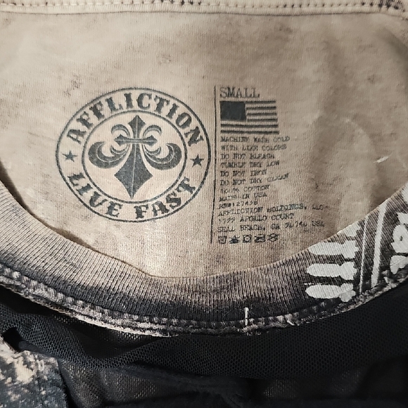 Affliction Black and Tan Graphic Tee - Picture 3 of 4